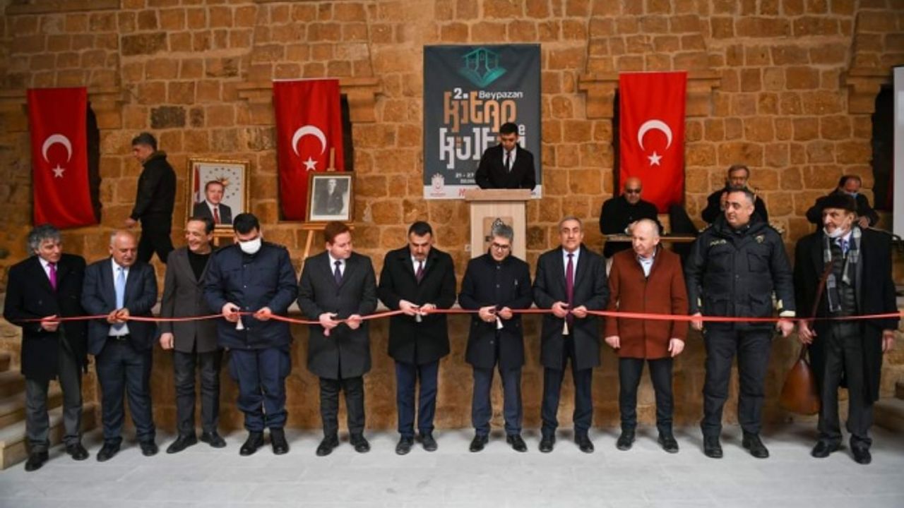 Beypazarı Kültür ve Kitap Günleri Kapılarını Ziyaretçilere Açtı