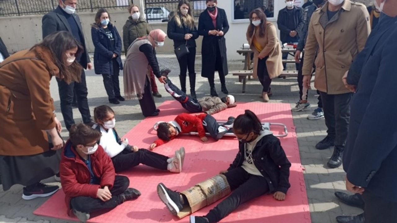 Beypazarı’nda Deprem Anı ve Tahliye Tatbikatı Yapıldı