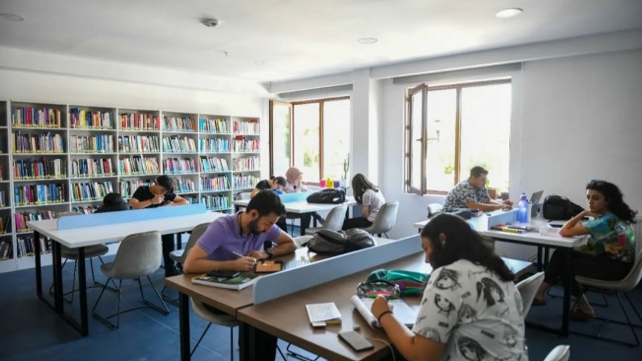 Beypazarı İlçe Halk Kütüphanesi Hizmete Başladı
