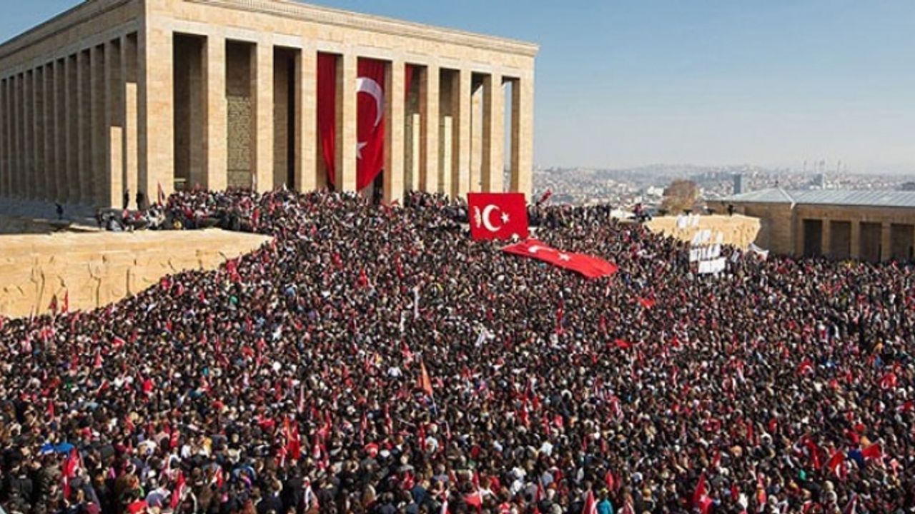 CHP Beypazarı İlçe Başkanlığı Anıtkabir’e Yürüyor
