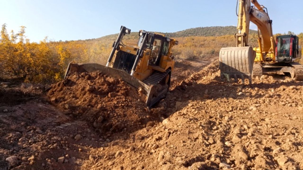 ABB Beypazarı Yol Asfalt Çalışıyor
