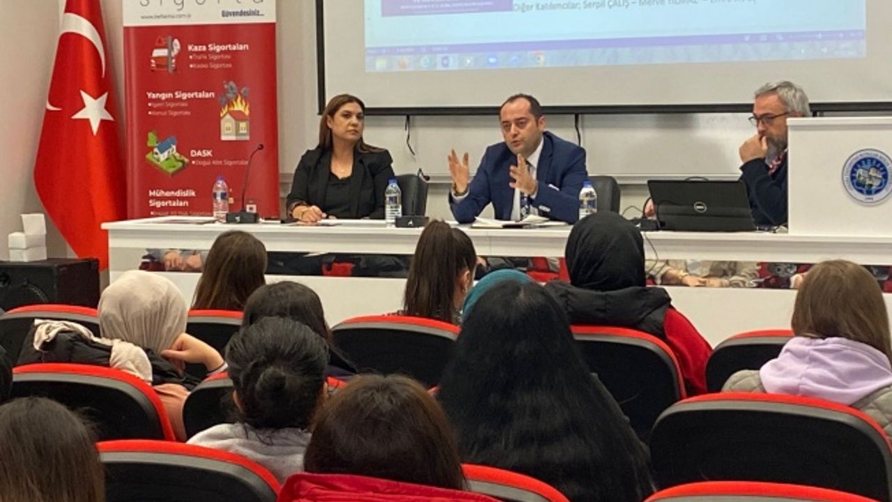 Ankara Üniversitesi Beypazarı MYO ve ABB İş Birliği ile Kariyer Günleri Yapıldı