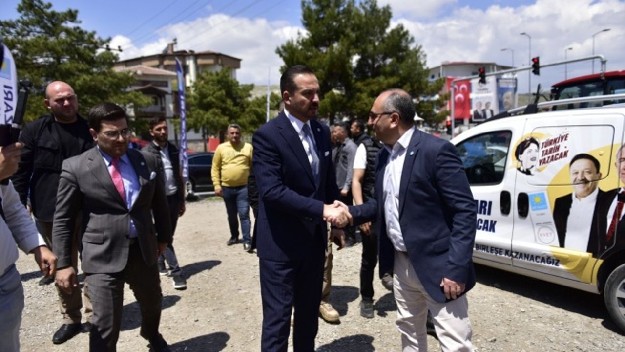 İYİ Parti’li Kürşad Zorlu Beypazarı’nı Ziyaret Etti