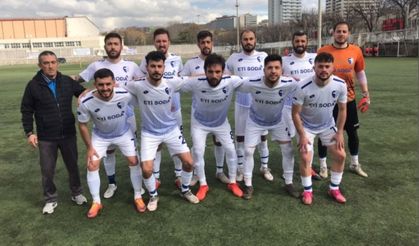Mavi Şimşeklerden Farklı Galibiyet