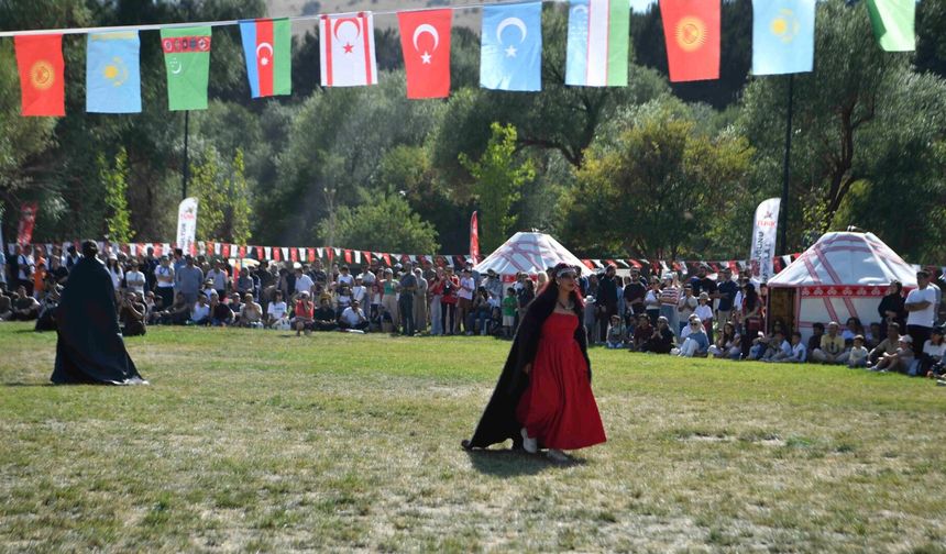 BAŞKENT’TE TÜRK KÜLTÜRÜ İKİNCİ KEZ BULUŞTU 2. TÜRK KÜLTÜR KAMPI’NA YOĞUN İLGİ