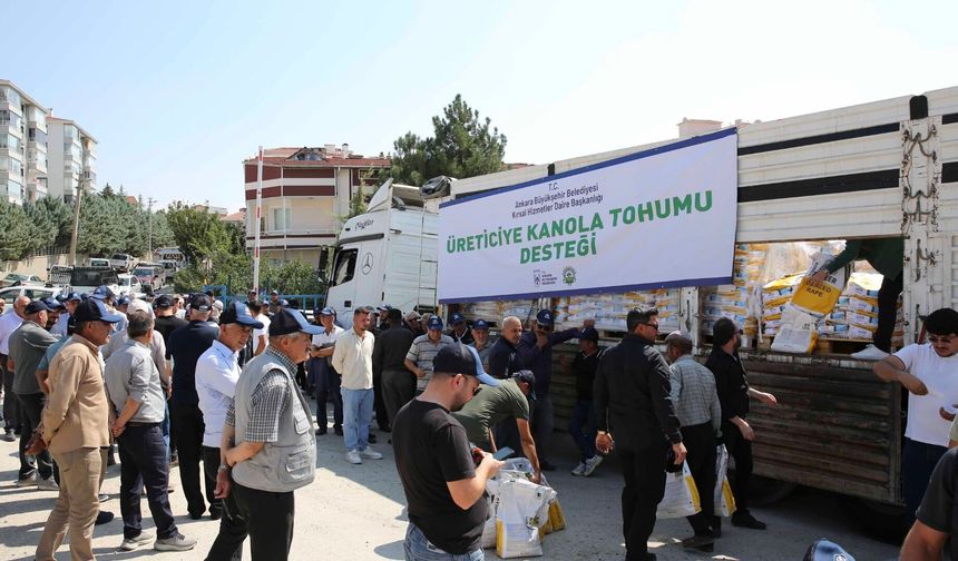 YÜZDE 50 HİBELİ KANOLA TOHUMU BAŞKENTLİ ÜRETİCİYLE BULUŞTU